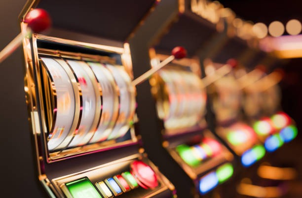 m777 login mobile app home screen showing slot games and live casino options